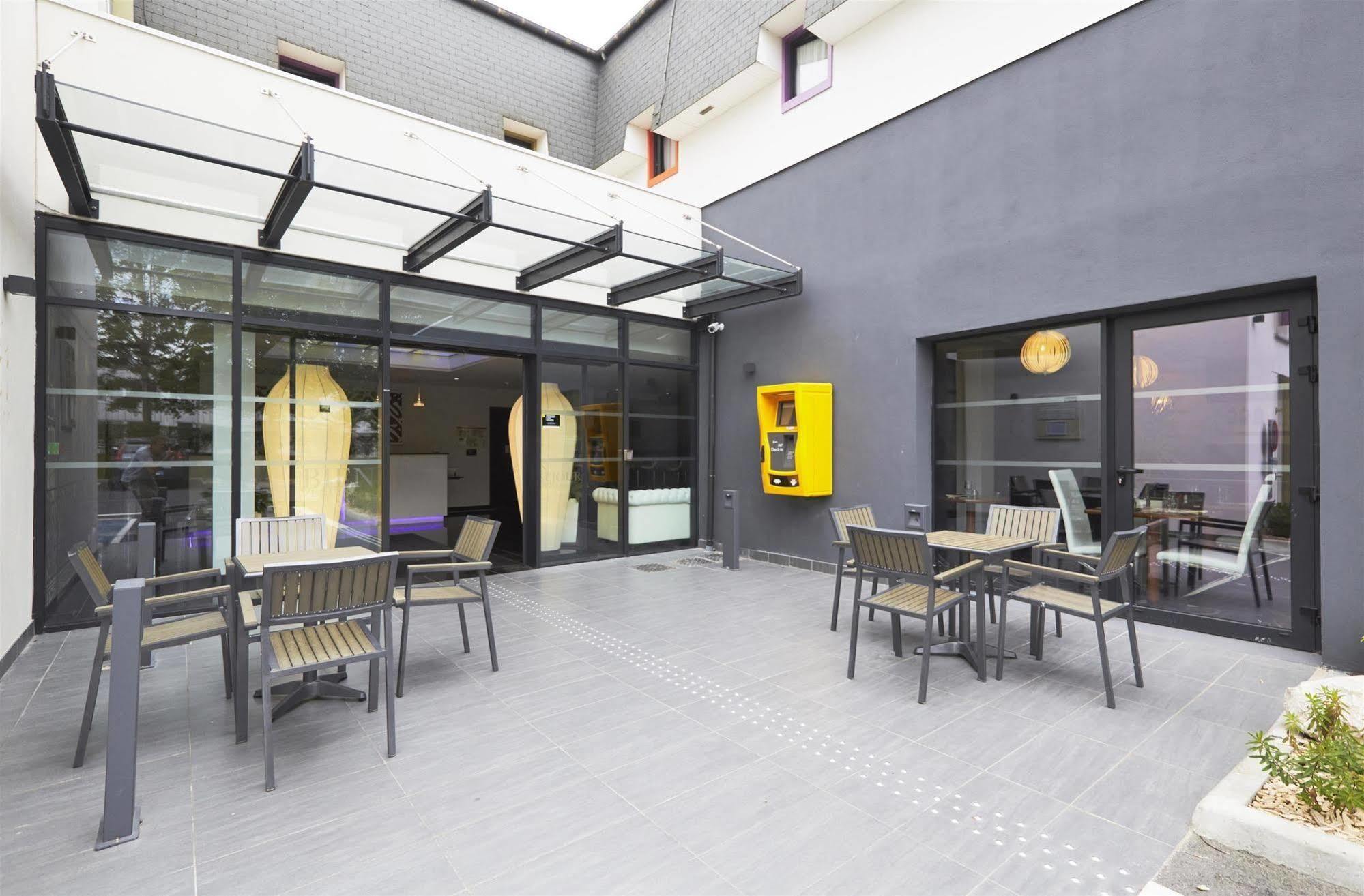 Kyriad Saint Quentin En Yvelines - Montigny Εξωτερικό φωτογραφία